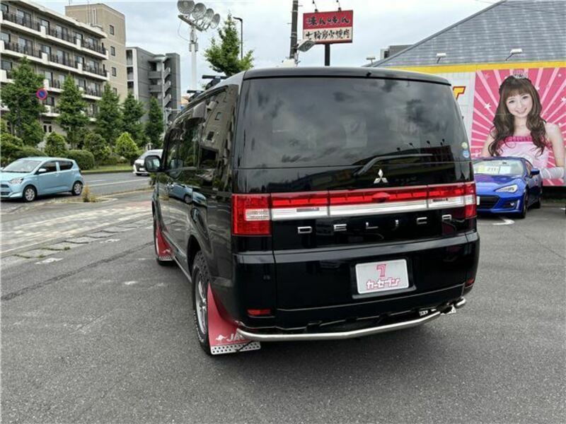 DELICA D5