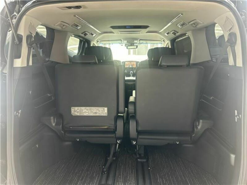 VELLFIRE-7