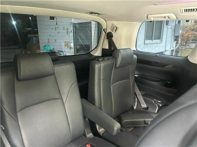 VELLFIRE-9