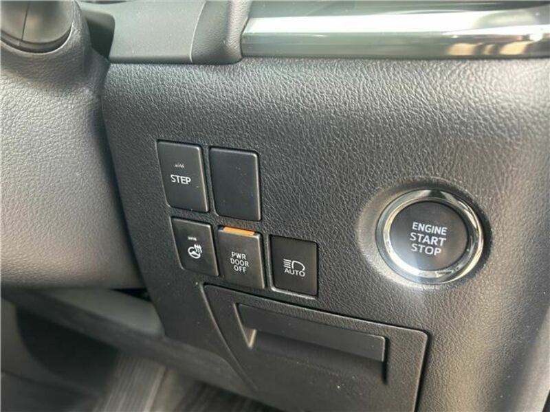 VELLFIRE-13