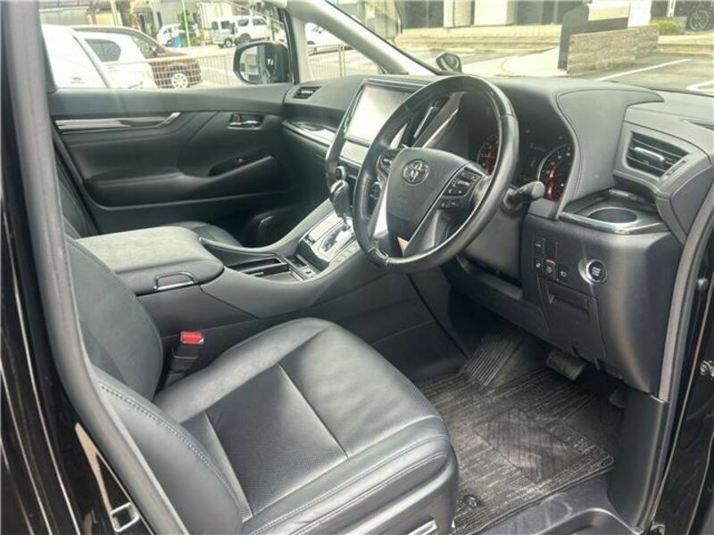 VELLFIRE-14