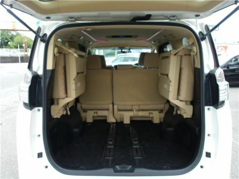 VELLFIRE-20