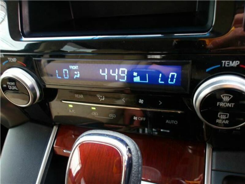 VELLFIRE-25