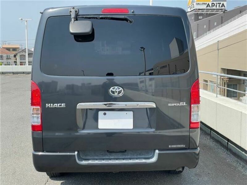 HIACE VAN