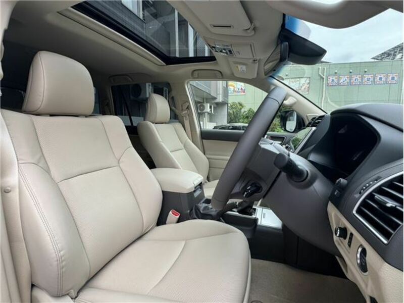 LAND CRUISER PRADO-2
