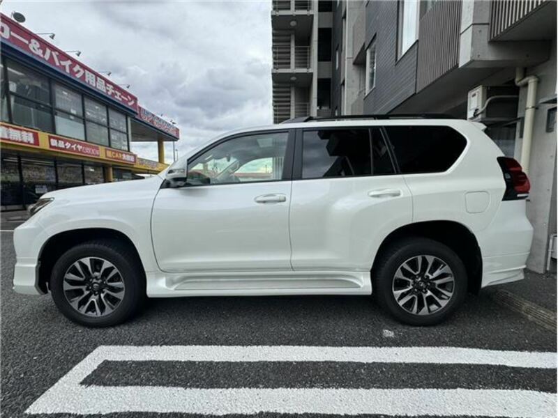 LAND CRUISER PRADO-5