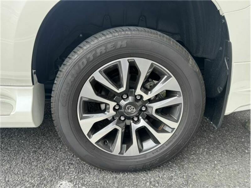 LAND CRUISER PRADO-15