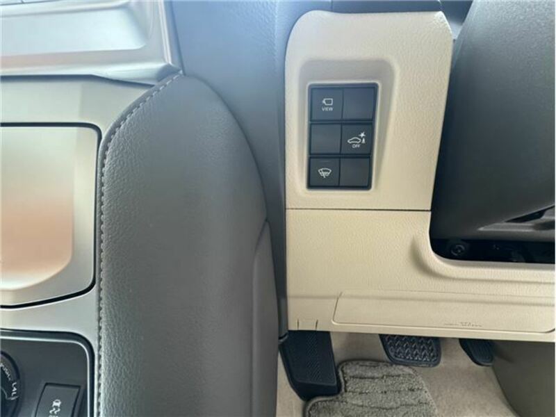 LAND CRUISER PRADO-24