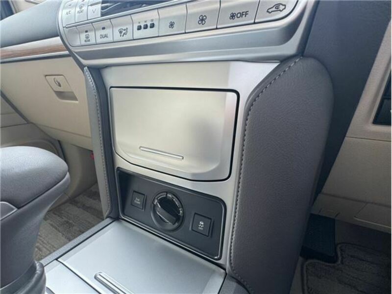 LAND CRUISER PRADO-28