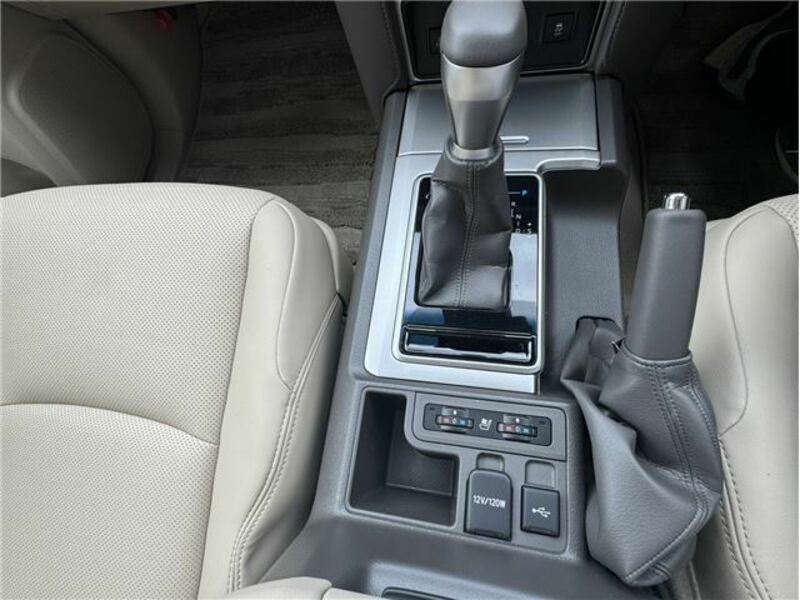 LAND CRUISER PRADO-29