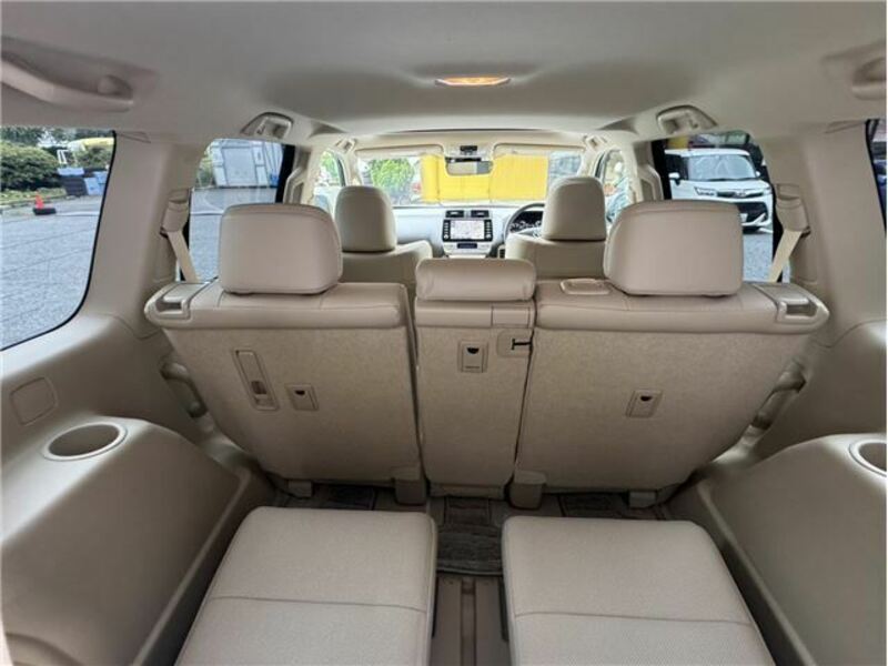 LAND CRUISER PRADO-34