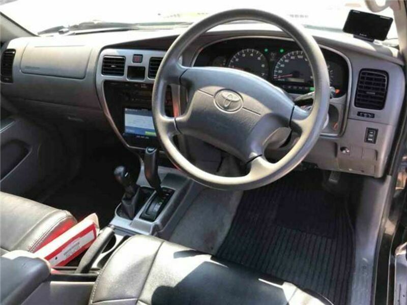 HILUX SURF