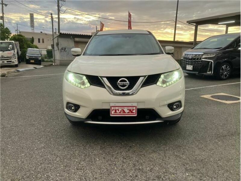 X-TRAIL