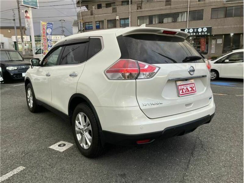 X-TRAIL
