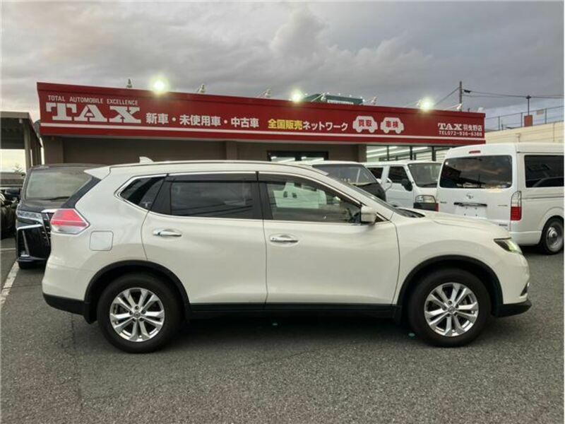 X-TRAIL