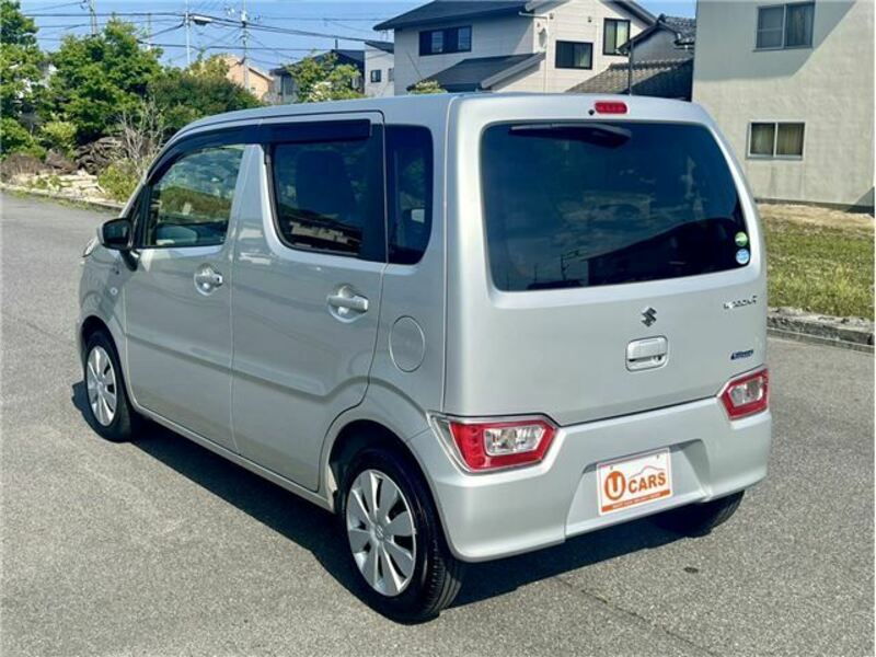 WAGON R-8