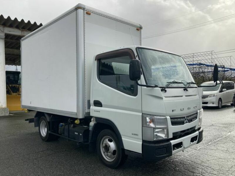 MITSUBISHI　CANTER