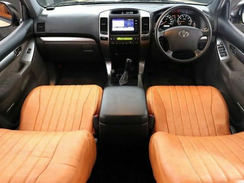 LAND CRUISER PRADO-1