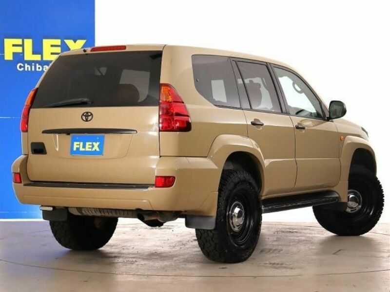 LAND CRUISER PRADO-3