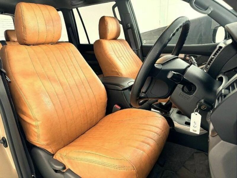 LAND CRUISER PRADO-5