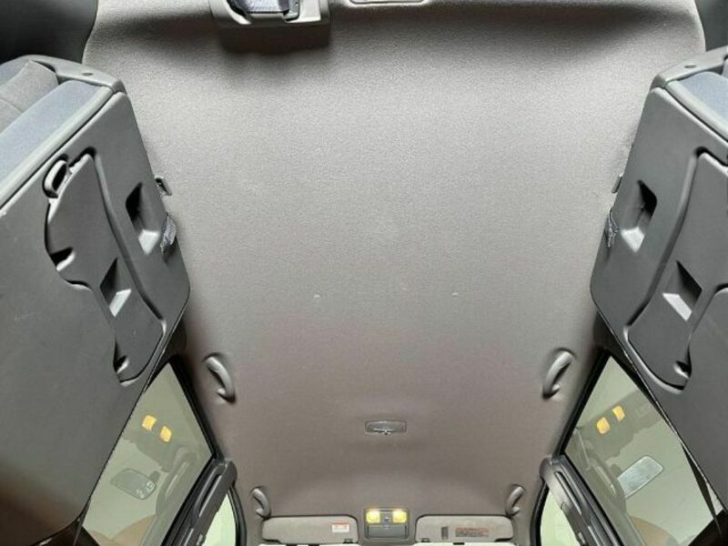 LAND CRUISER PRADO-8