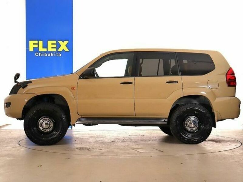 LAND CRUISER PRADO-9