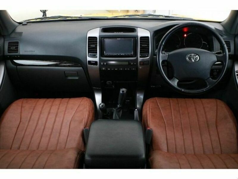 LAND CRUISER PRADO-1