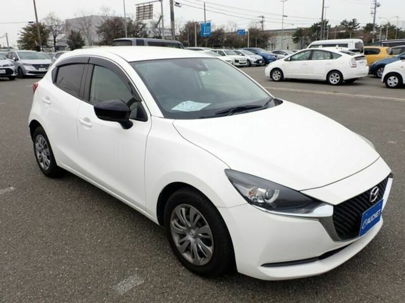 MAZDA2