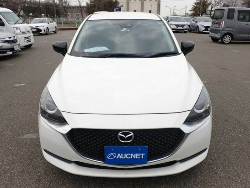 MAZDA2