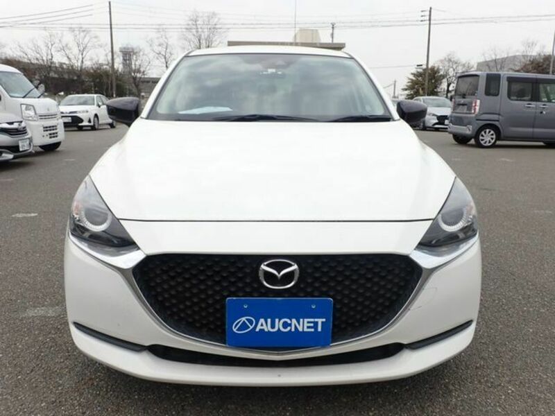 MAZDA2