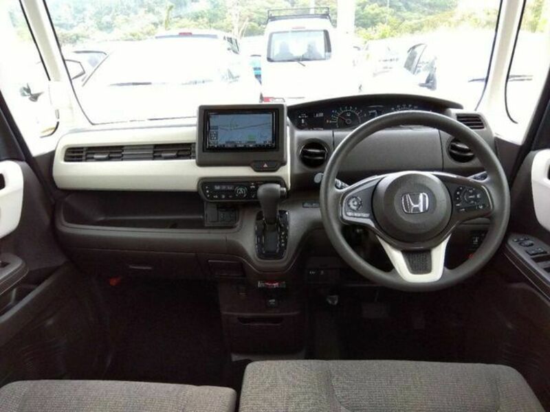 N BOX