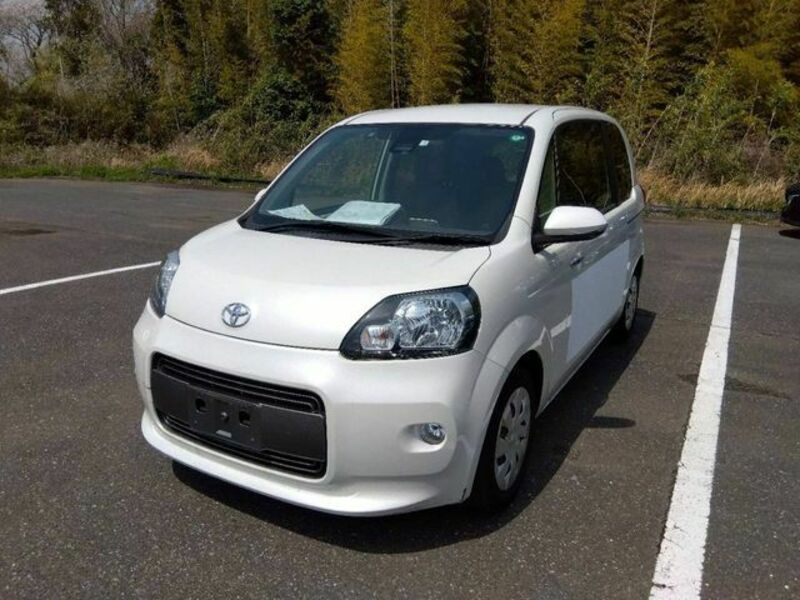 TOYOTA PORTE
