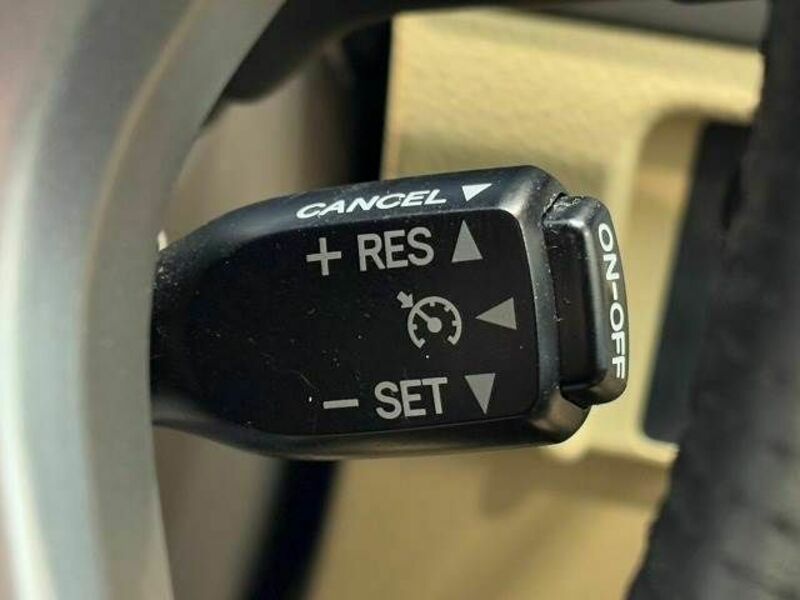 LAND CRUISER PRADO-4