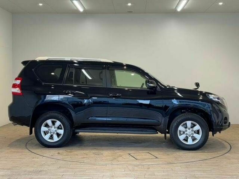 LAND CRUISER PRADO-15