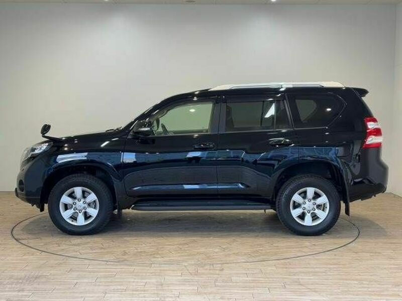 LAND CRUISER PRADO-16