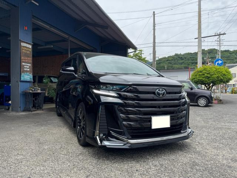 TOYOTA VELLFIRE