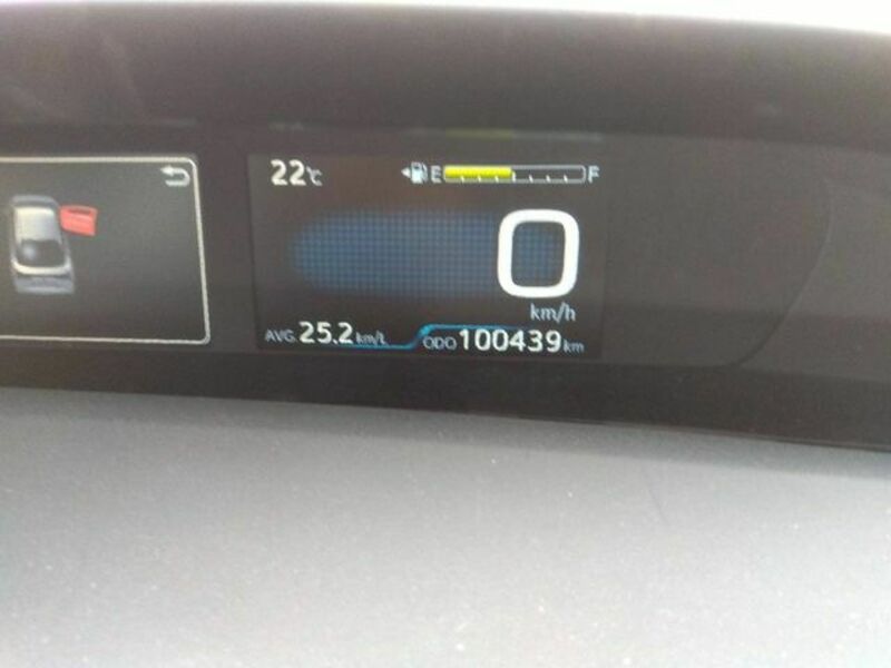 PRIUS-6