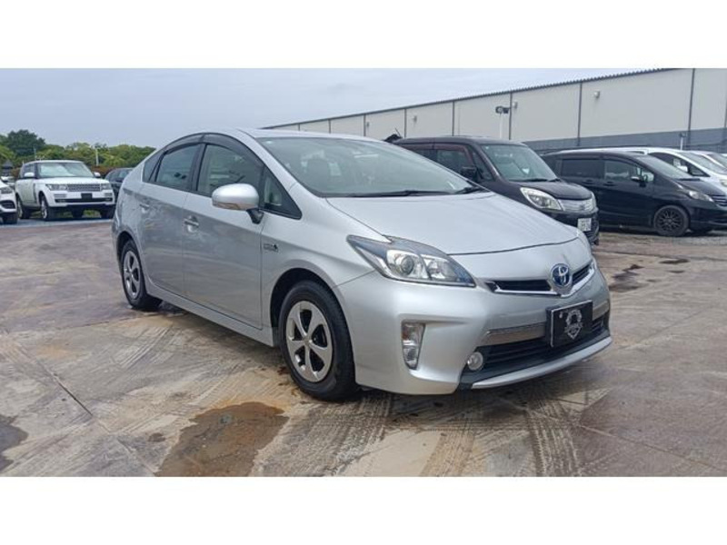 PRIUS PHV