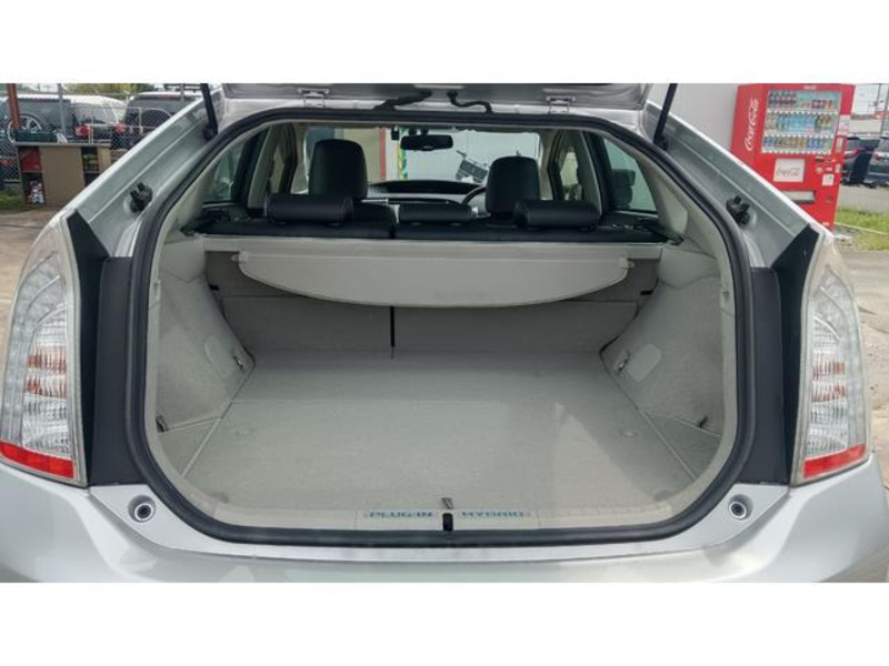 PRIUS PHV