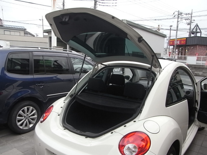 NEW BEETLE