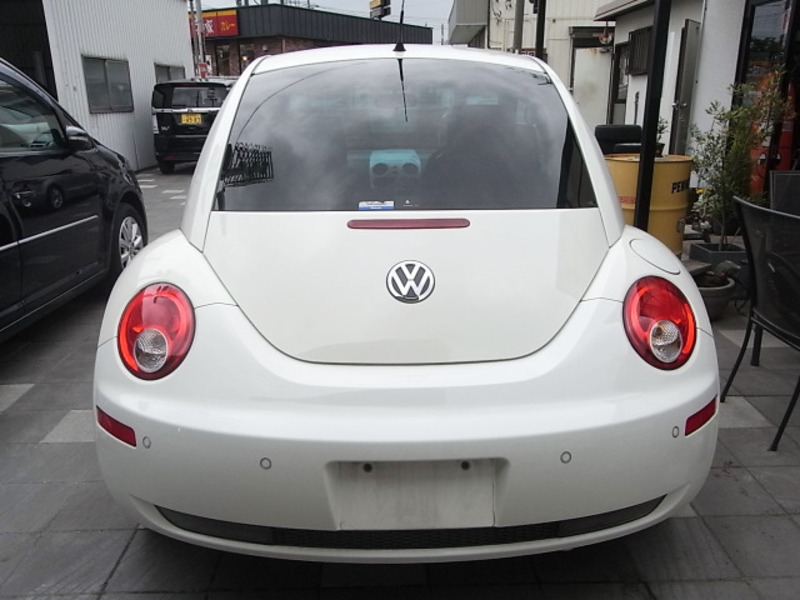 NEW BEETLE