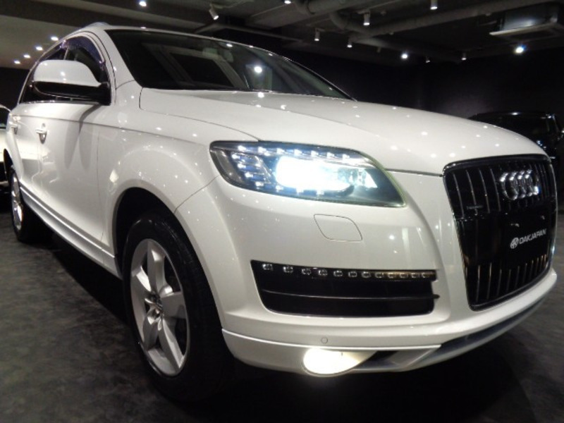 Q7