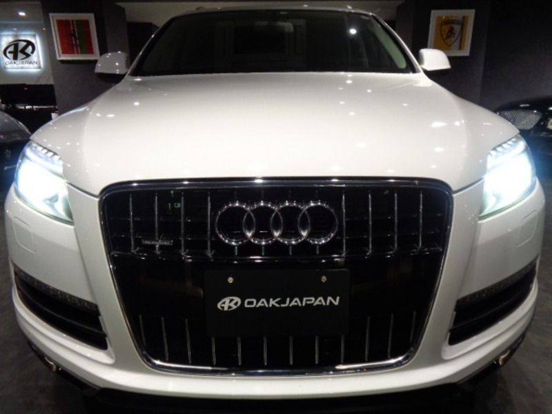 Q7