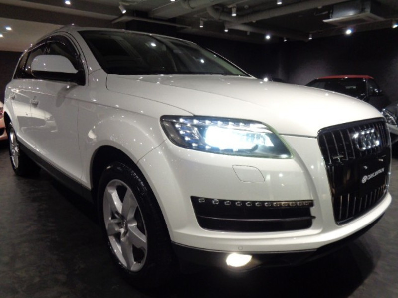 Q7