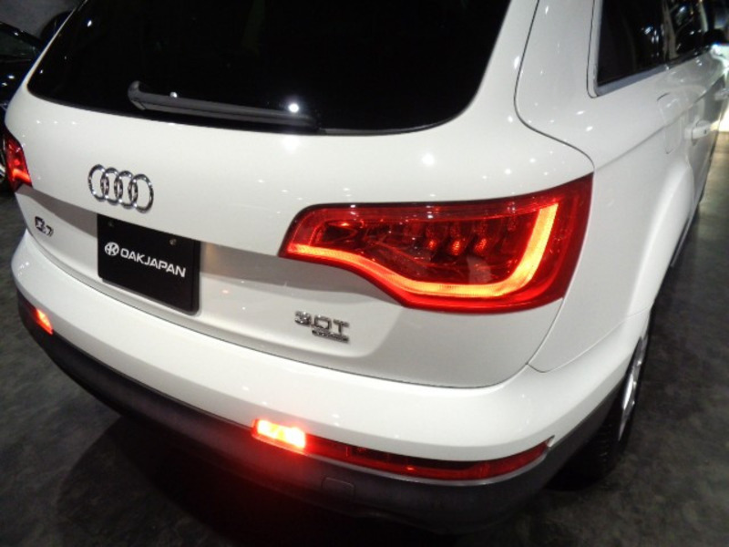 Q7