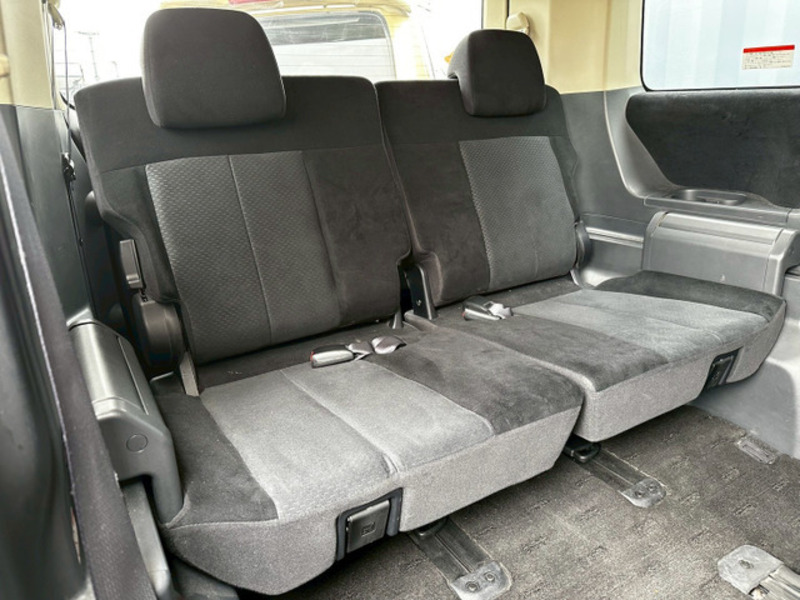 DELICA D5