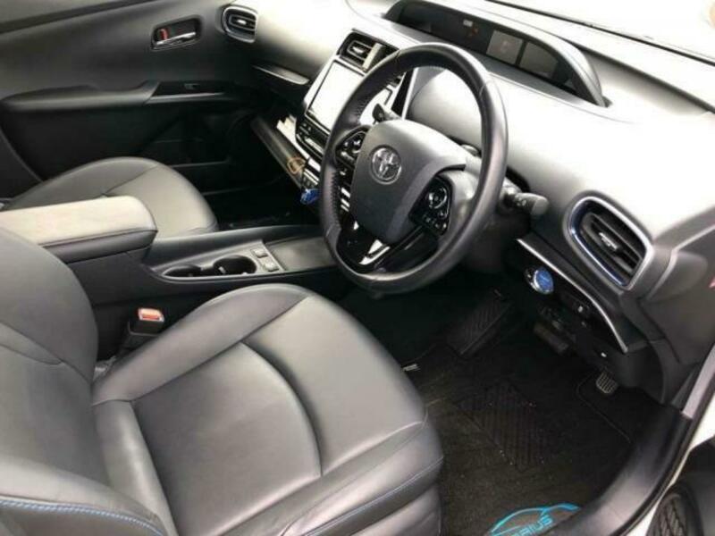 PRIUS-5