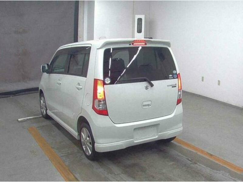 WAGON R