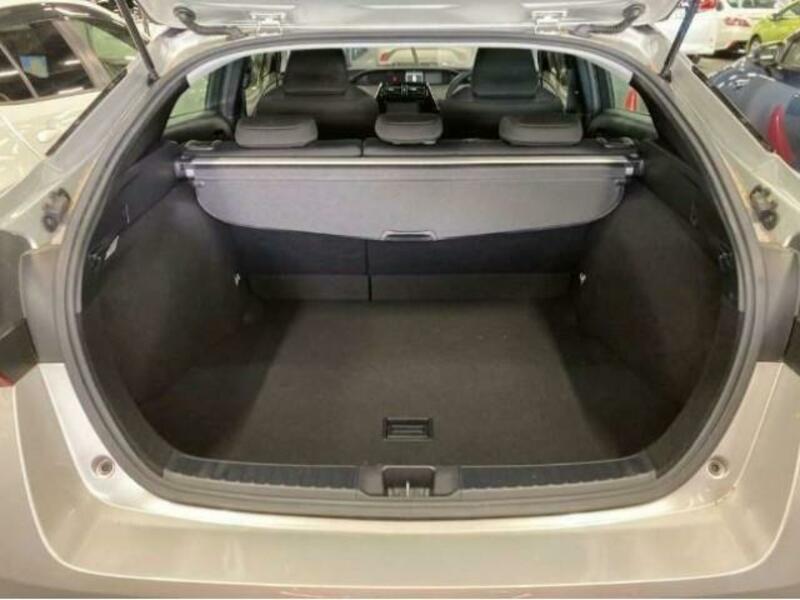 PRIUS-7