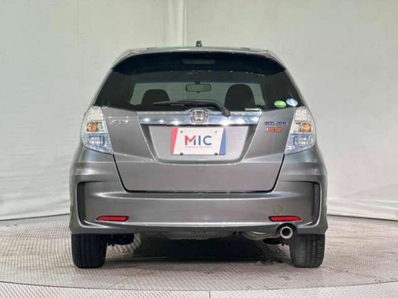 FIT HYBRID